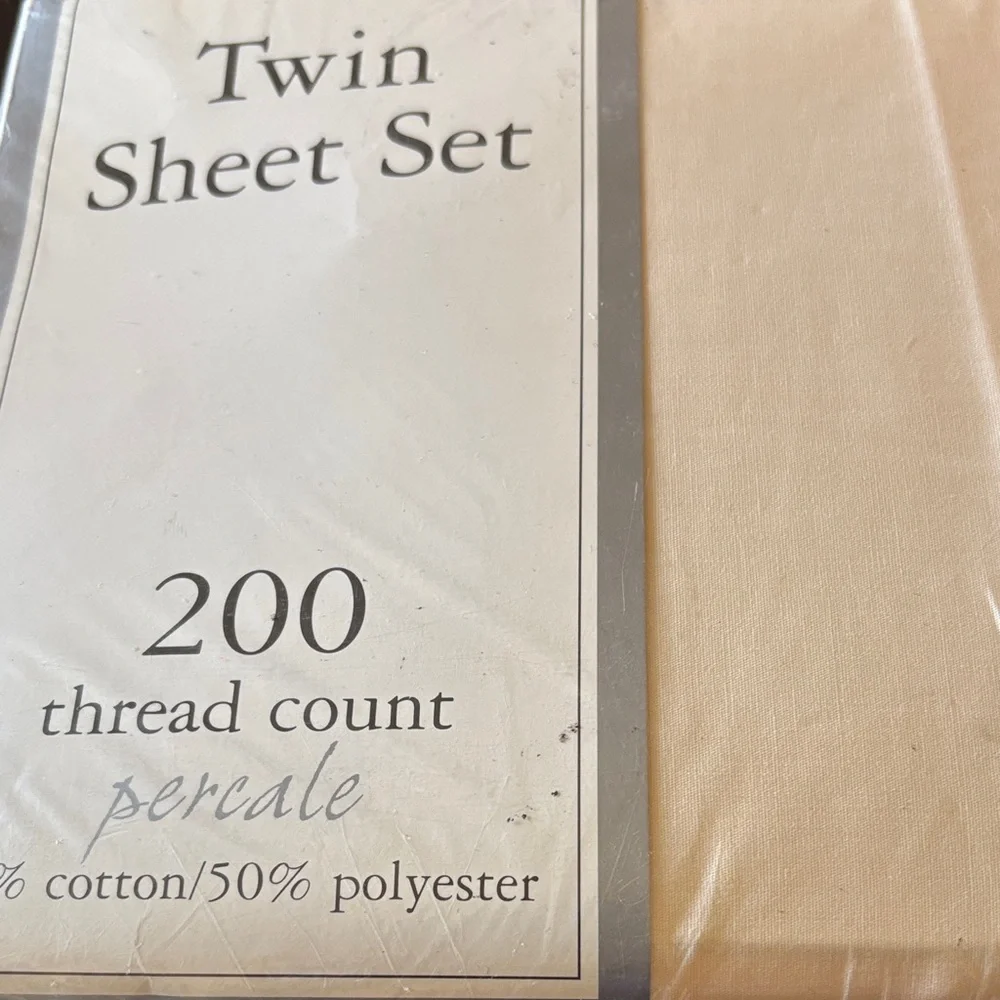 Sheet set twin new 200 thread count percale 50% cotton 50% polyester